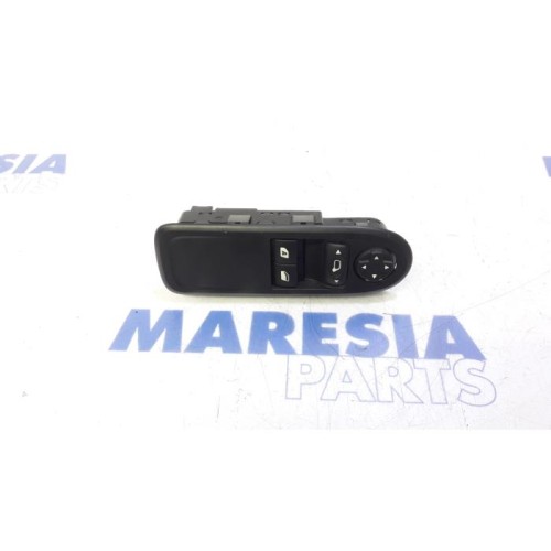 Citroen - C3 - Multi-functional window switch