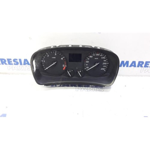 Renault - Laguna - Instrument panel