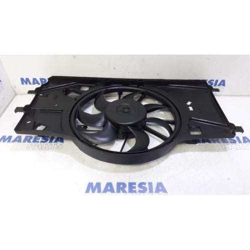 Renault - Laguna - Fan motor