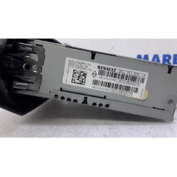 Renault - Laguna - Radio CD player