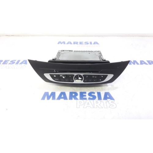 Renault - Laguna - Radio CD player