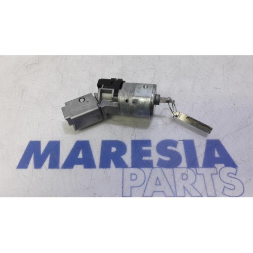 Citroen - C4 Picasso - Ignition lock + key