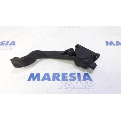 Citroen - C4 Picasso - Throttle pedal position sensor