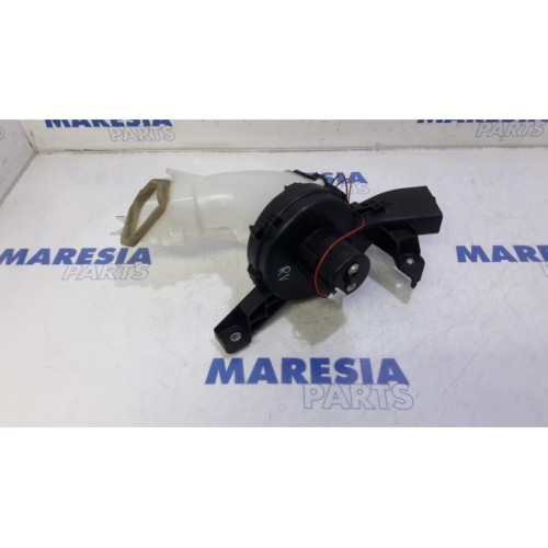 Citroen - C4 Picasso - Heating and ventilation fan motor