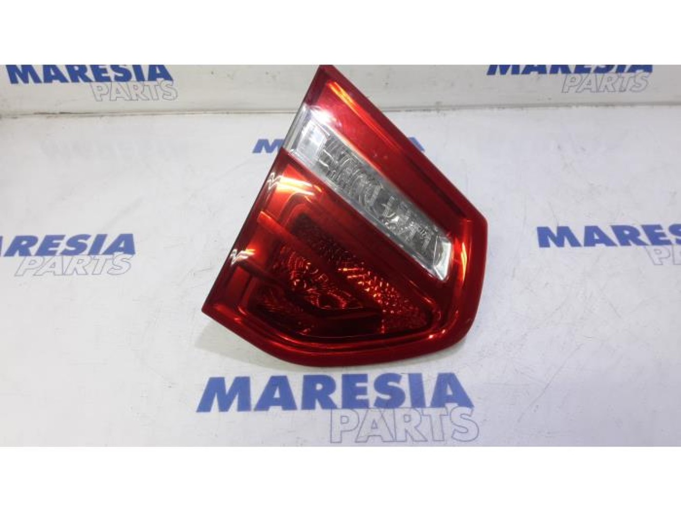 Citroen - C4 Picasso - Taillight, left