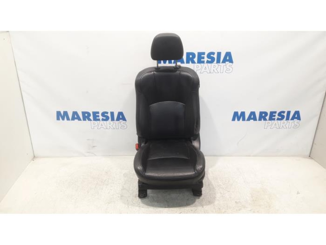 Citroen - C-Crosser - Stoel links