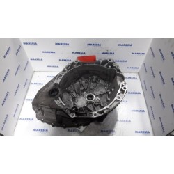 Renault - Laguna - Gearbox casing