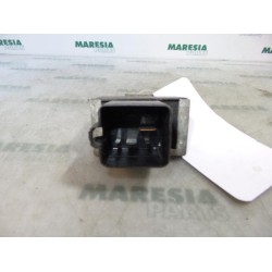 Renault - Espace - Glow plug relay