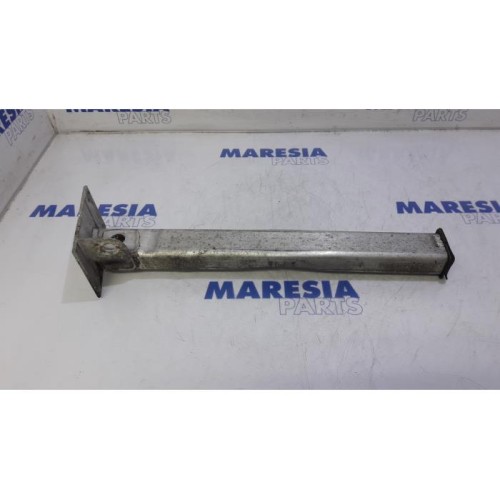 Citroen - Berlingo - Subframe