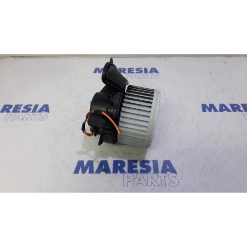Opel - Combo - Heating and ventilation fan motor