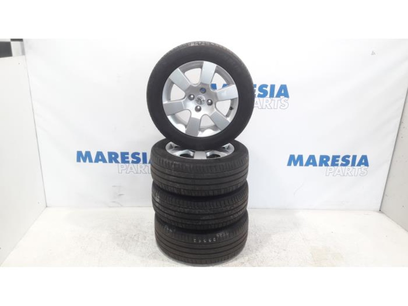 Peugeot - 5008 - Set of sports wheels