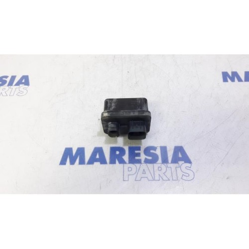 Opel - Combo - Glow plug relay