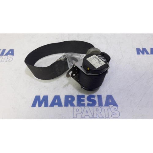 Citroen - C-Crosser - Sicherheitsgurt links hinten