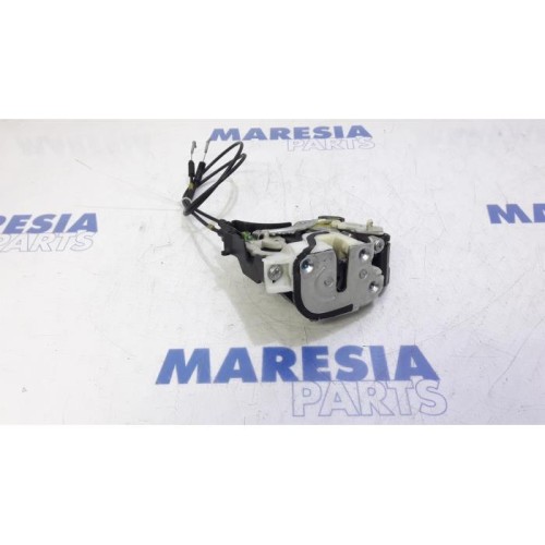 Citroen - C-Crosser - Rear door lock mechanism 4-door, left