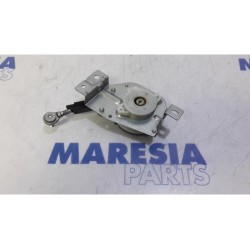 Citroen - C-Crosser - Scharnier Achterklep