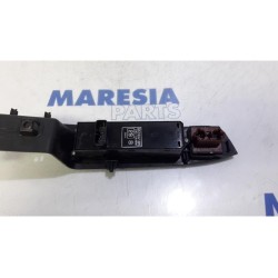 Citroen - C-Crosser - Multi-functional window switch