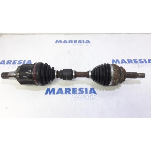 Citroen - C-Crosser - Aandrijfas links-voor