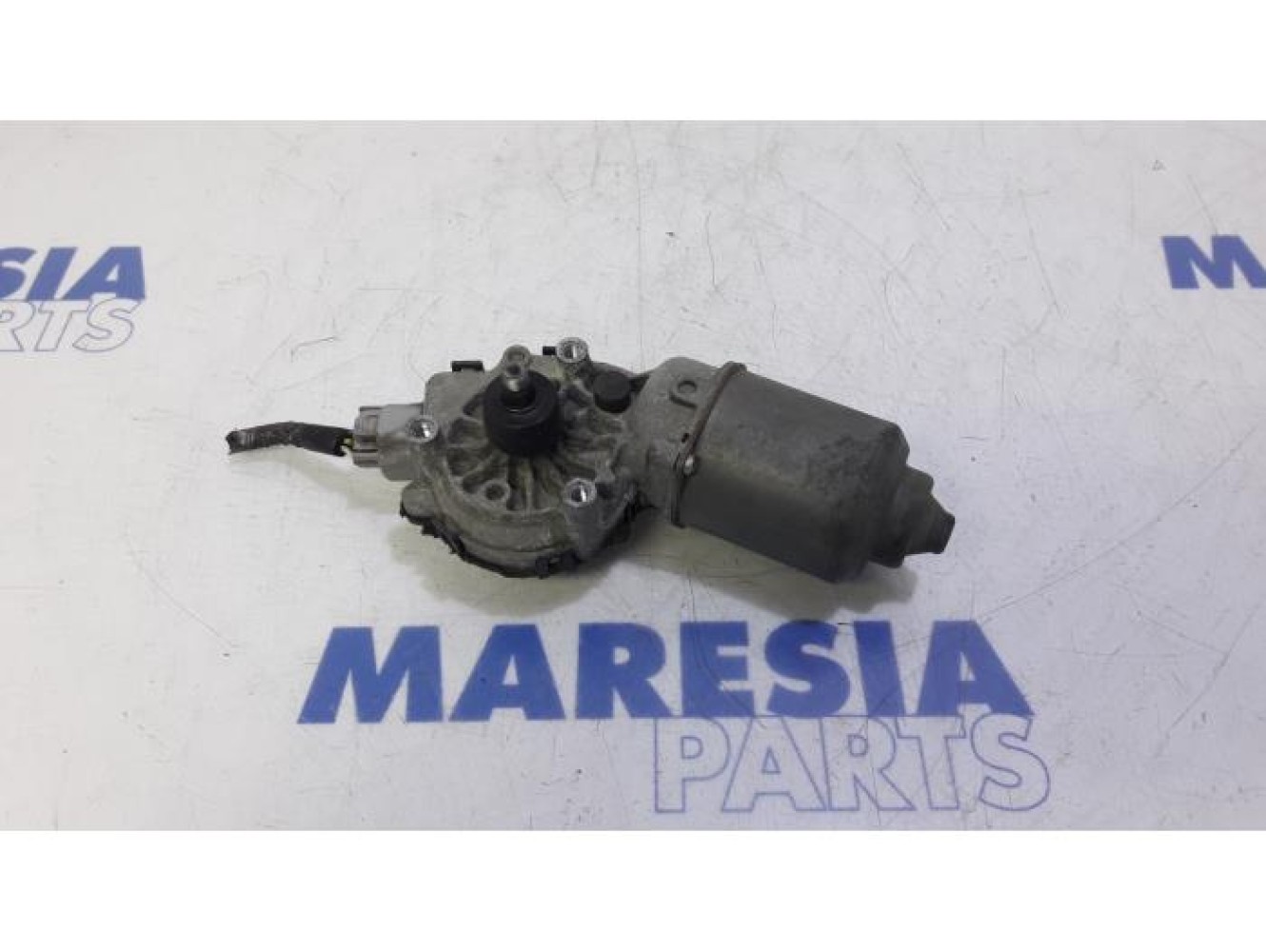 Citroen - C-Crosser - Front wiper motor