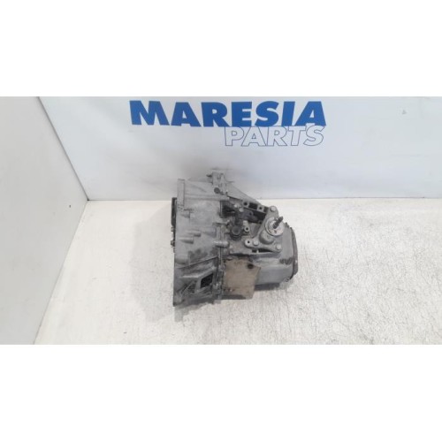 Peugeot - 5008 - Gearbox