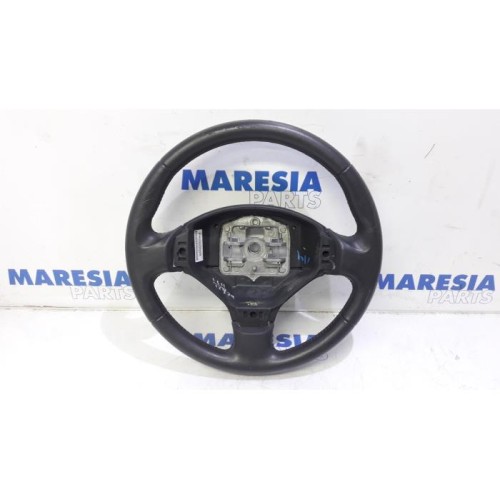 Peugeot - 5008 - Steering wheel
