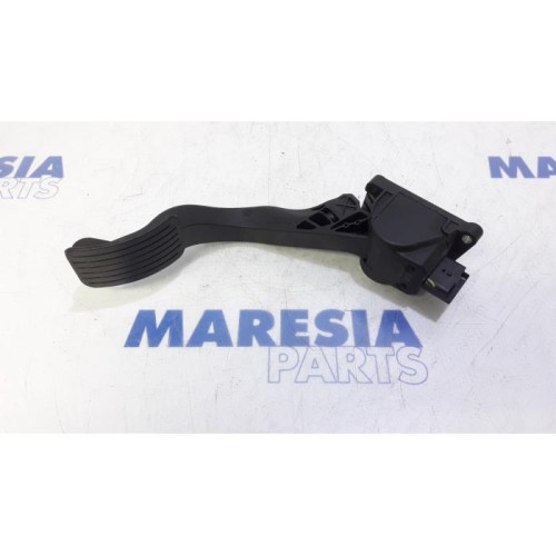 Peugeot - 5008 - Throttle pedal position sensor