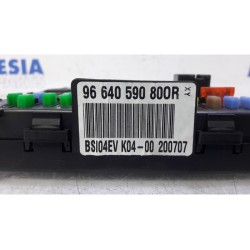 Citroen - C4 Picasso - Fuse box