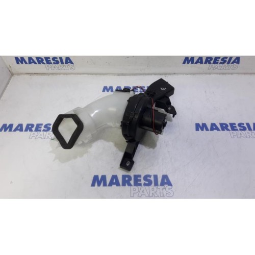 Citroen - C4 Picasso - Heating and ventilation fan motor