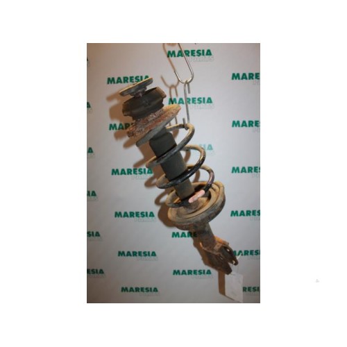 Renault - Kangoo - Front shock absorber rod, right