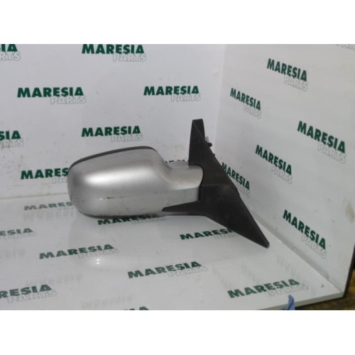 Renault - Megane Scenic - Wing mirror, right