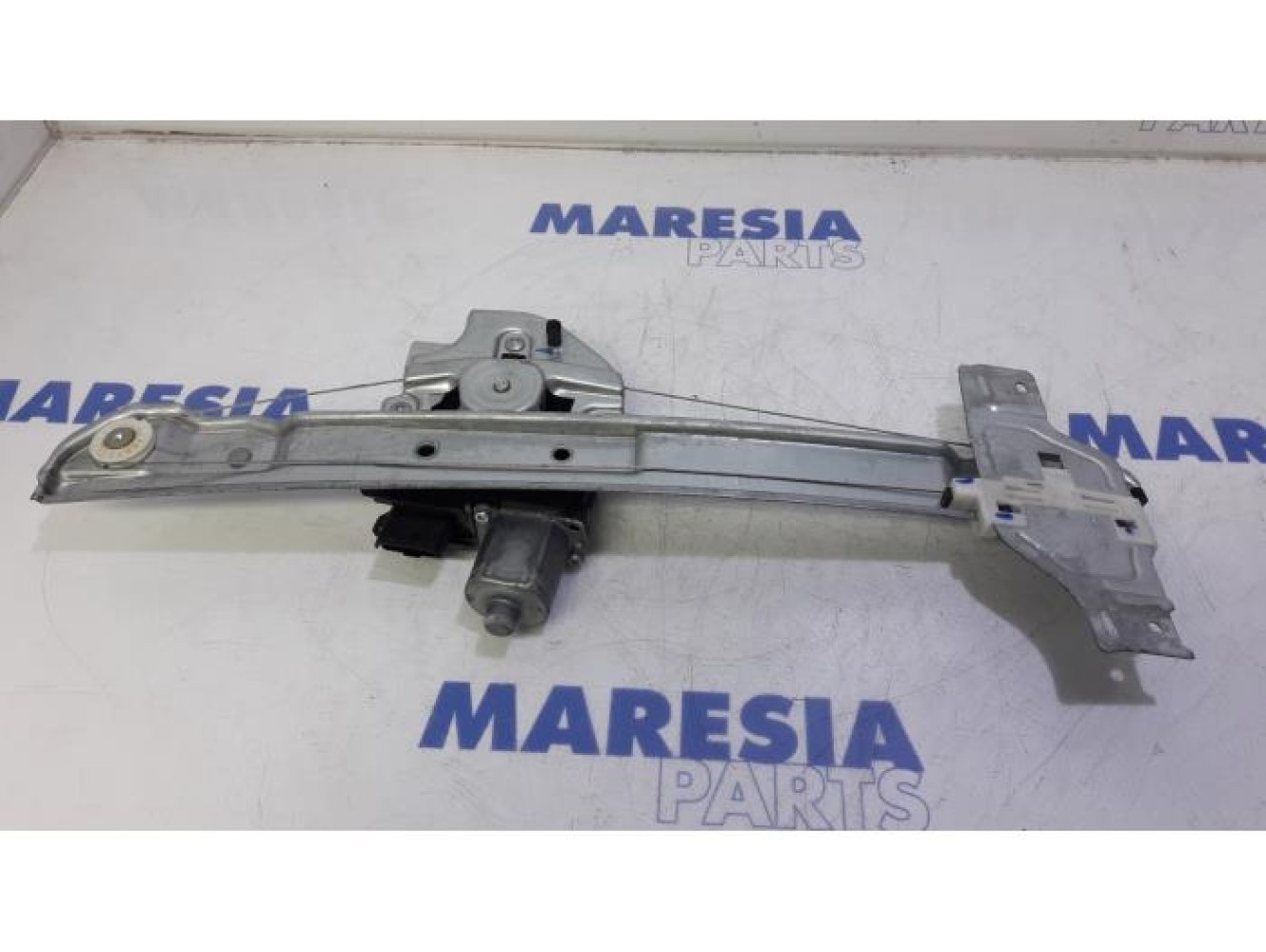 Peugeot - 2008 - Window mechanism 4-door, front left