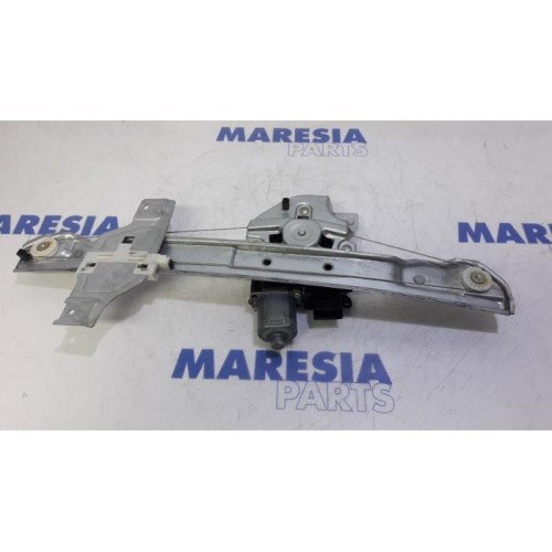 Peugeot - 2008 - Window mechanism 4-door, front right