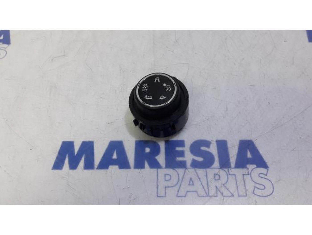 Peugeot - 2008 - Switch