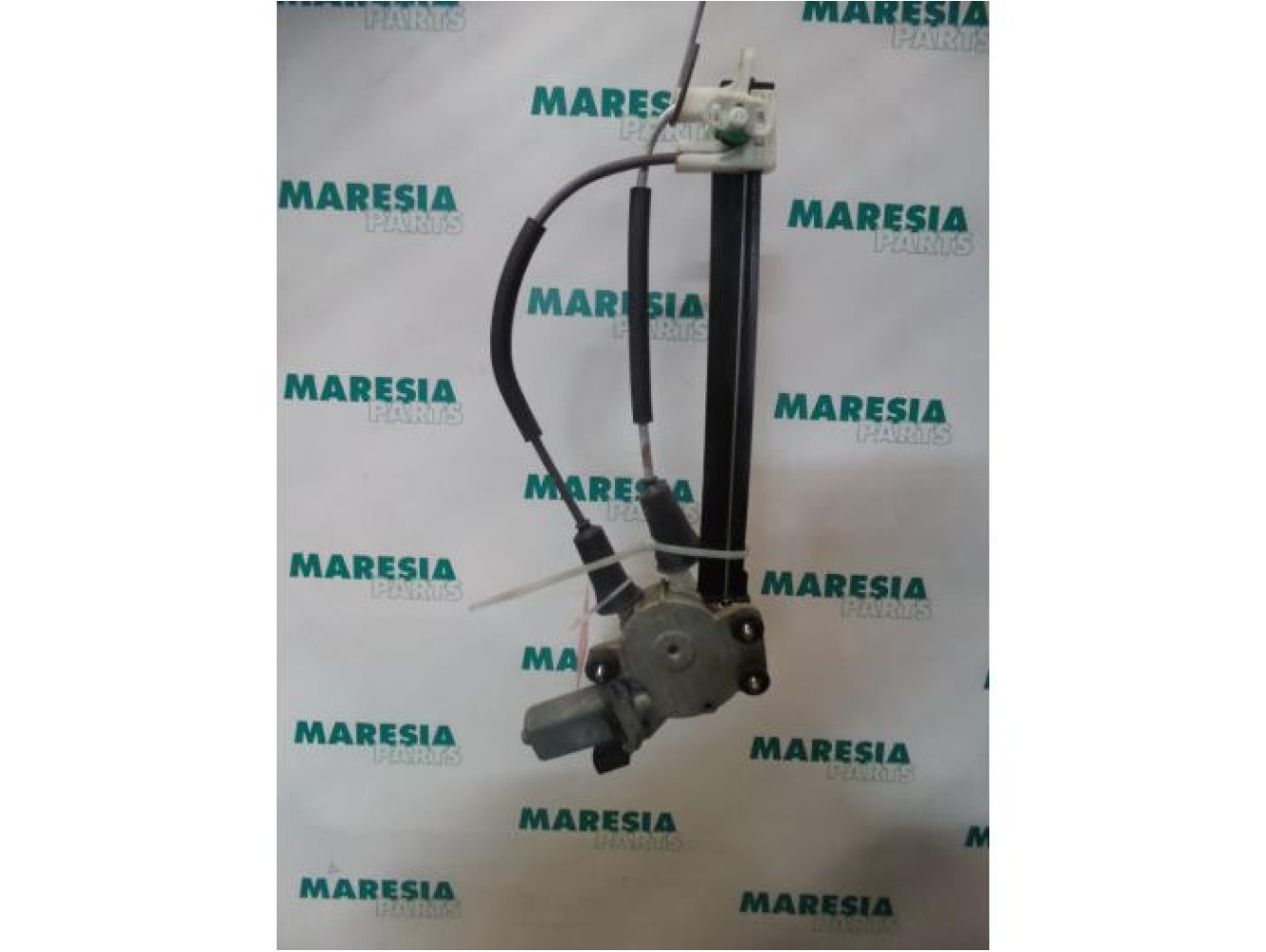 Alfa Romeo - 147 - Rear door window mechanism 4-door, right