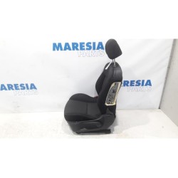 Peugeot - 207 - Sitz links