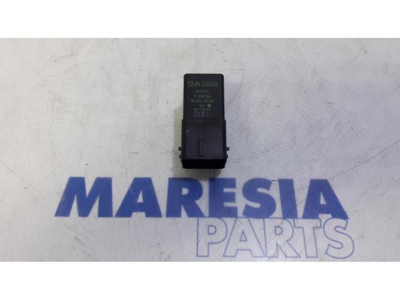 Peugeot - Partner - Glow plug relay
