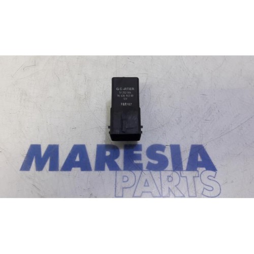 Citroen - C4 Picasso - Glow plug relay