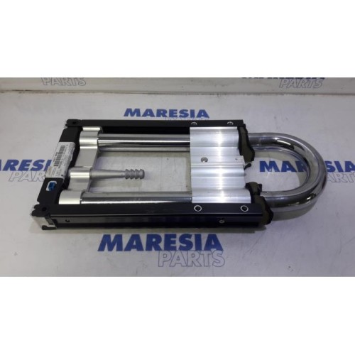 Peugeot - 207 - Roll bar