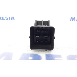 Peugeot - 308 - Glow plug relay