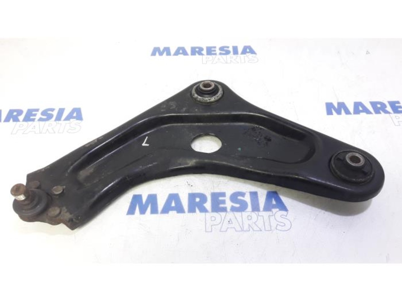 Peugeot - 207 - Front lower wishbone, left