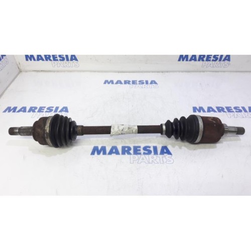 Peugeot - 207 - Front drive shaft, left