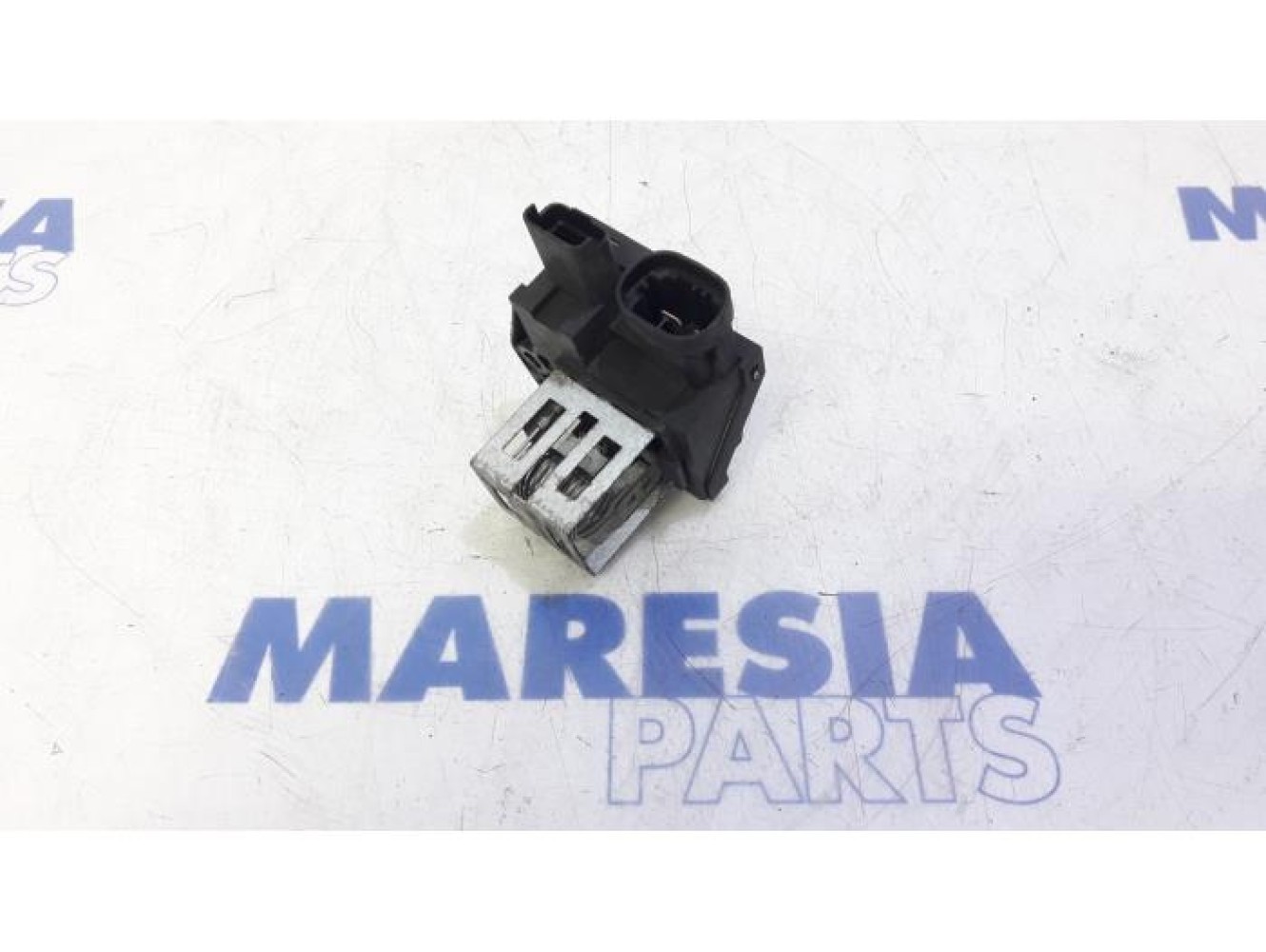 Peugeot - 207 - Cooling fan resistor
