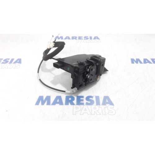 Peugeot - 308 - Front door lock mechanism 4-door, right