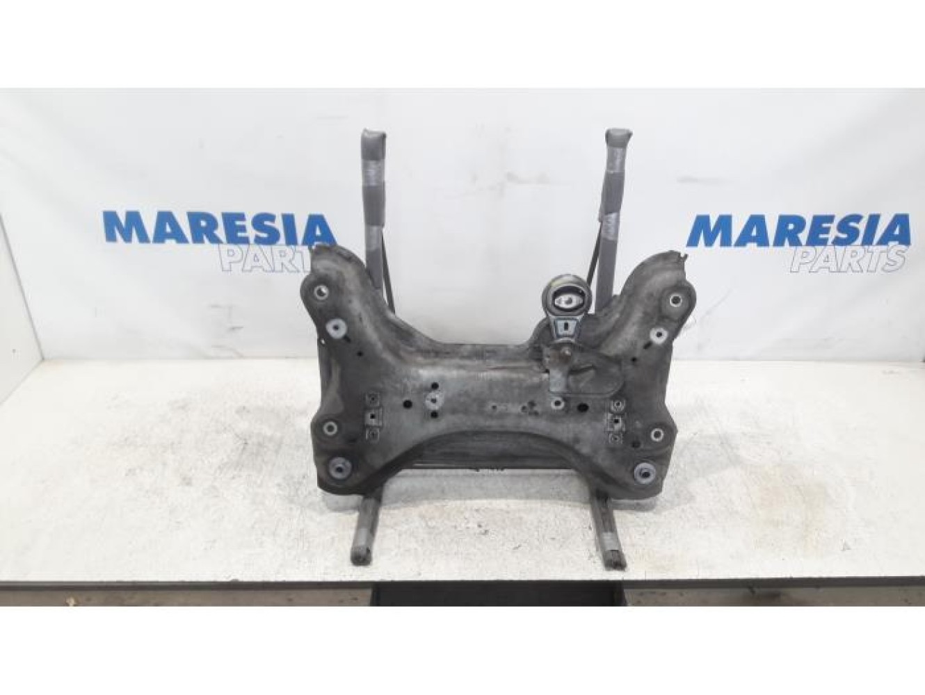 Renault - Trafic - Subframe