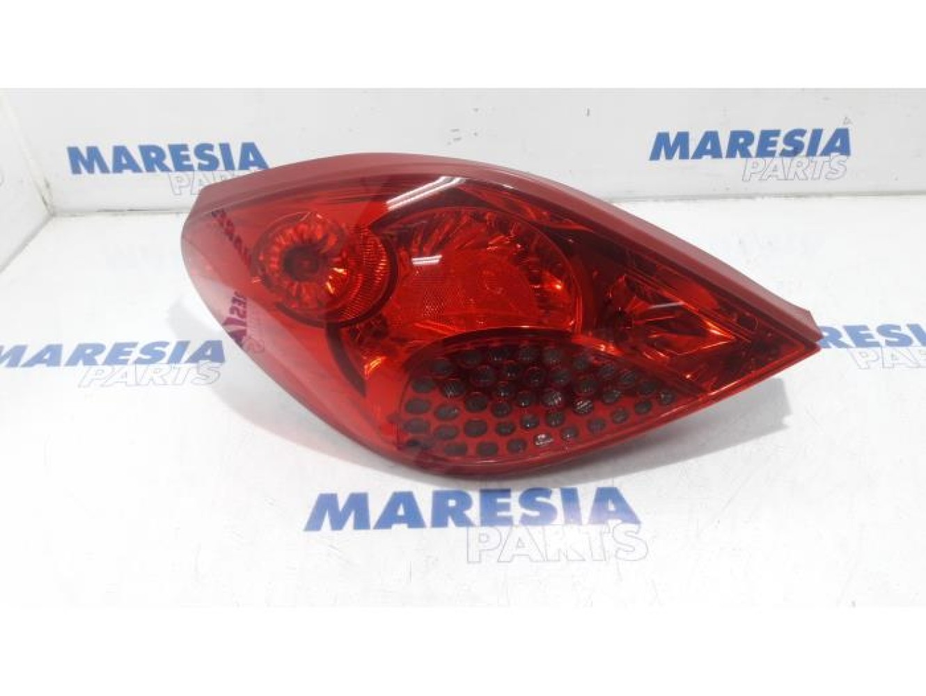 Peugeot - 207 - Achterlicht links