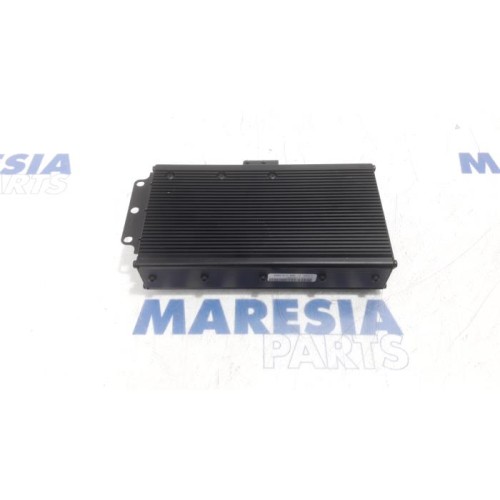Peugeot - 207 - Amplificateur radio