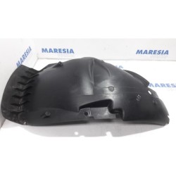 Renault - Trafic - Wheel arch liner
