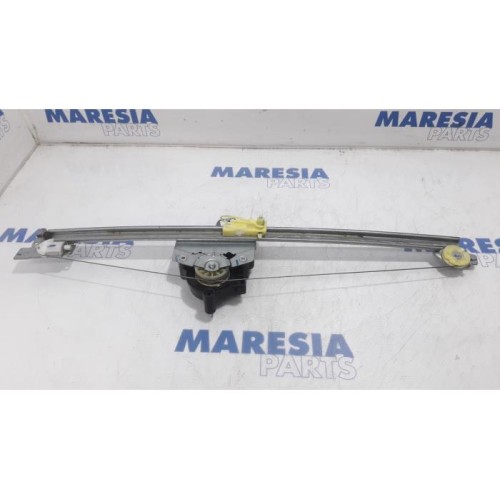 Renault - Trafic - Window mechanism 2-door, front right