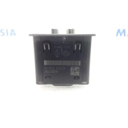 Renault - Trafic - AUX/USB aansluiting