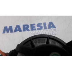 Opel - Combo - Heating and ventilation fan motor