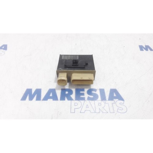 Peugeot - Partner - Glow plug relay
